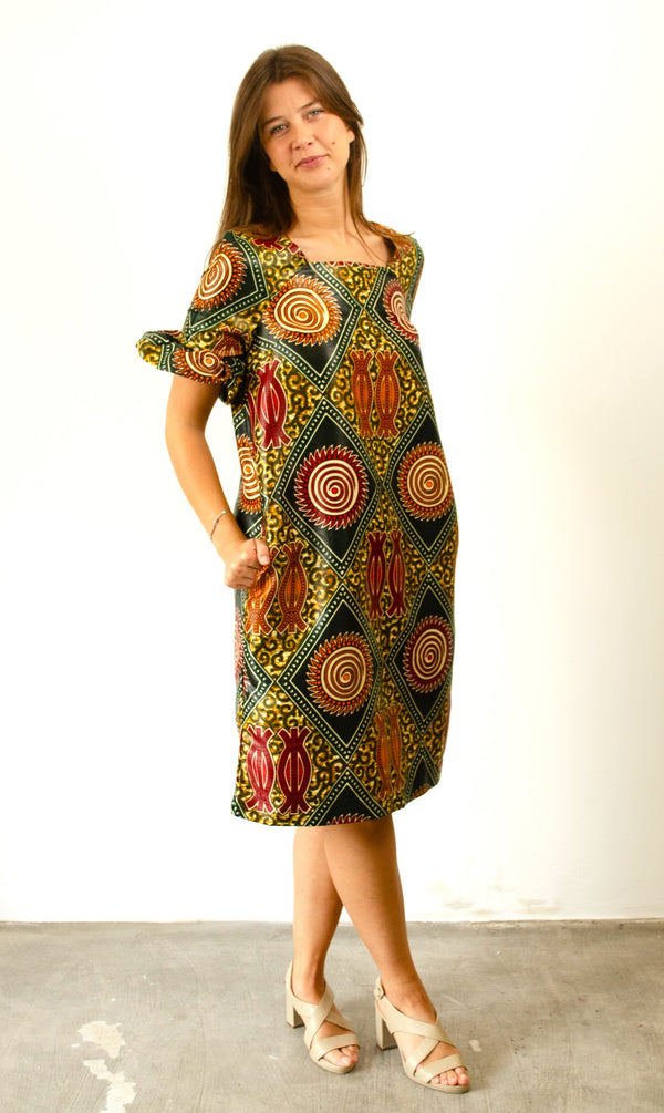 STRAIGHT DRESS KENYA